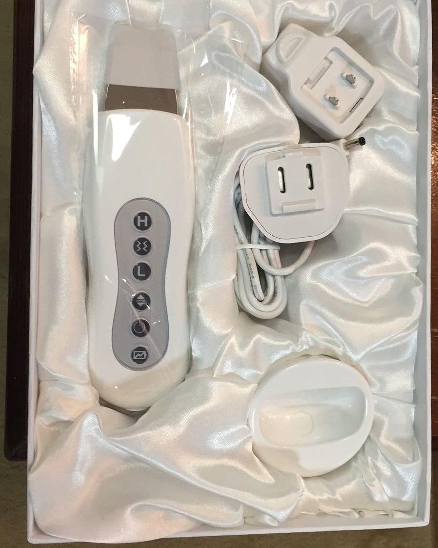 Ultrasonic Skin Scrubber